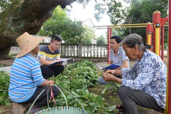 闲话家常 细访廉情