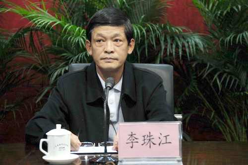 李珠江资料图片。