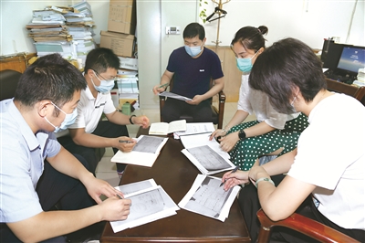 http://www.ccdi.gov.cn/toutiao/202007/W020200710236137202974.jpg